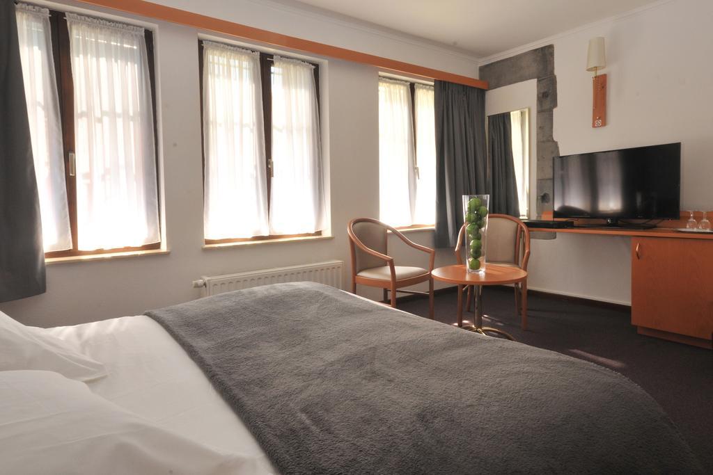 Hôtel du Perron Theux Chambre photo